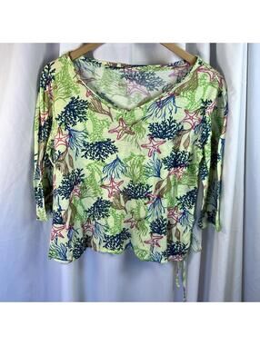 Casey Key 3/4 Sleeve Split Neck T-Shirt Summer Rayon Top Bold Tropical Floral M